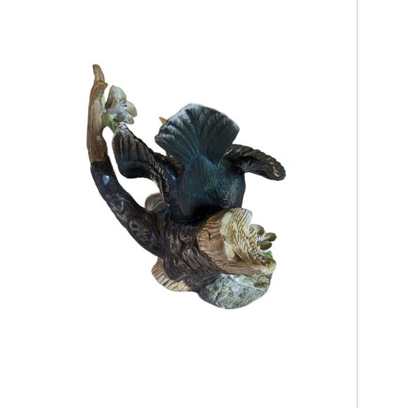 Vintage Aldon Vanished Species Porcelain “Huias Heteralocha” Figurine Great Cond - Picture 3 of 6